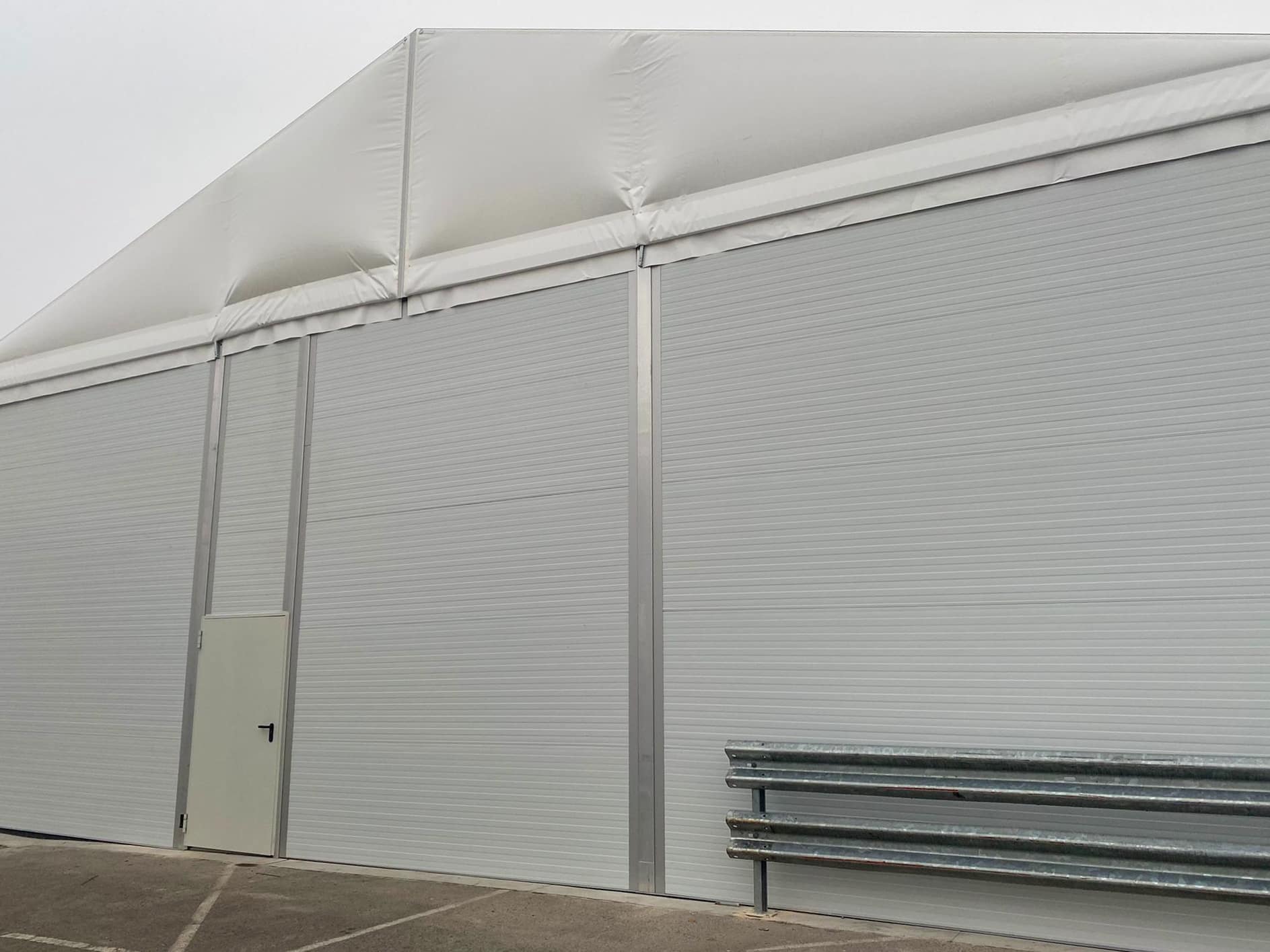 Insulated Temporary Industrial Building With High Levels of Equipment